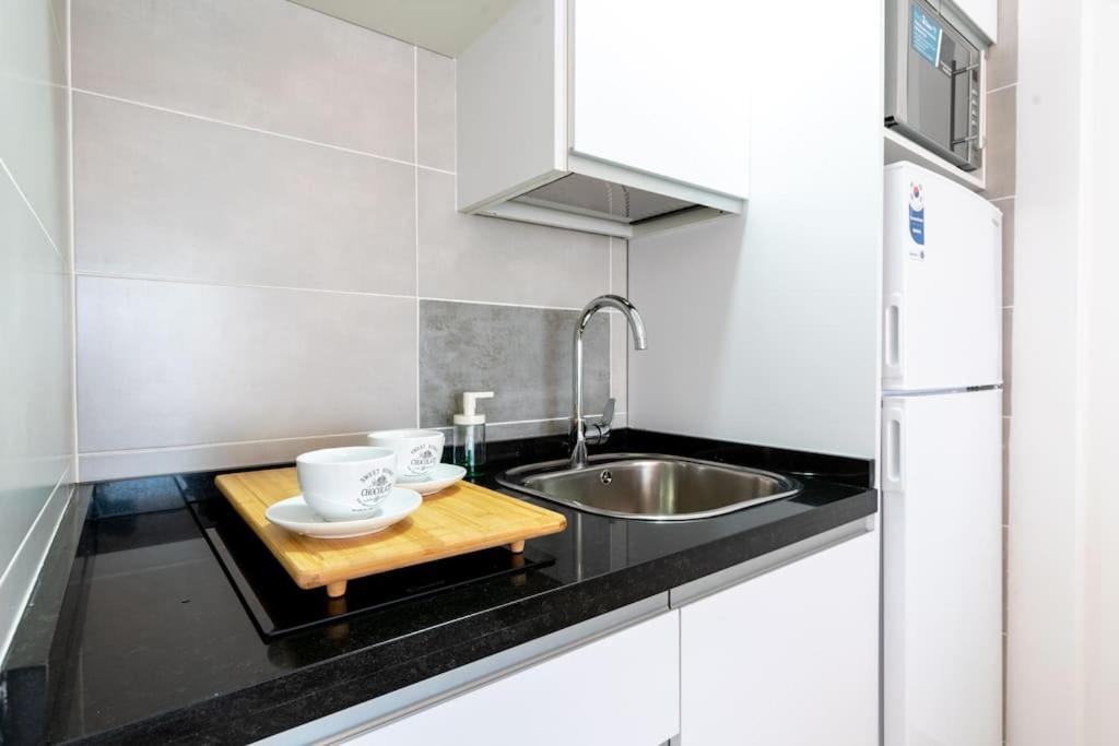 Estudio En Resitur By Thegoodtourist Apartment Seville