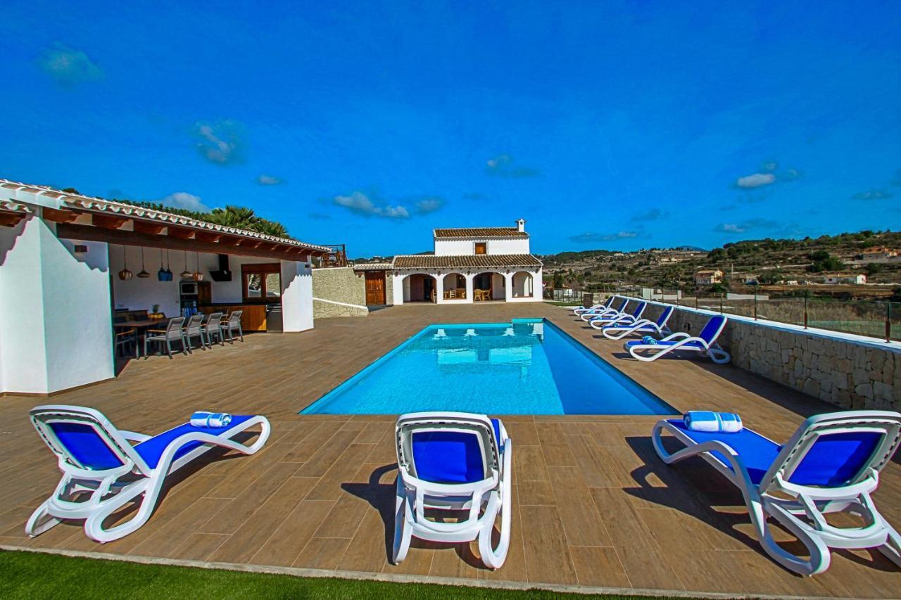 Villa Rosalia - With Panoramic View And Private Pool In Teluda