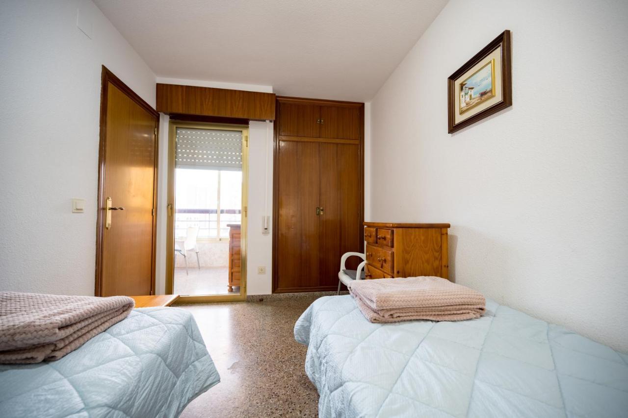 One Bedroom Flat With Shared Pool In Acuarium Ii Apartment Benidorm