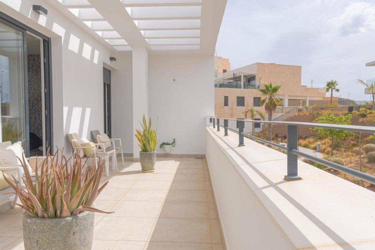 Luxurious Penthouse In La Cala Casa Banderas - 3 Golf Facilites Close By! *