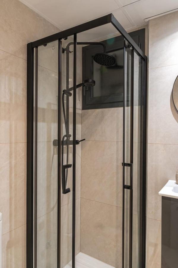 Beautiful Two Bedroom In Alamar Apartment *