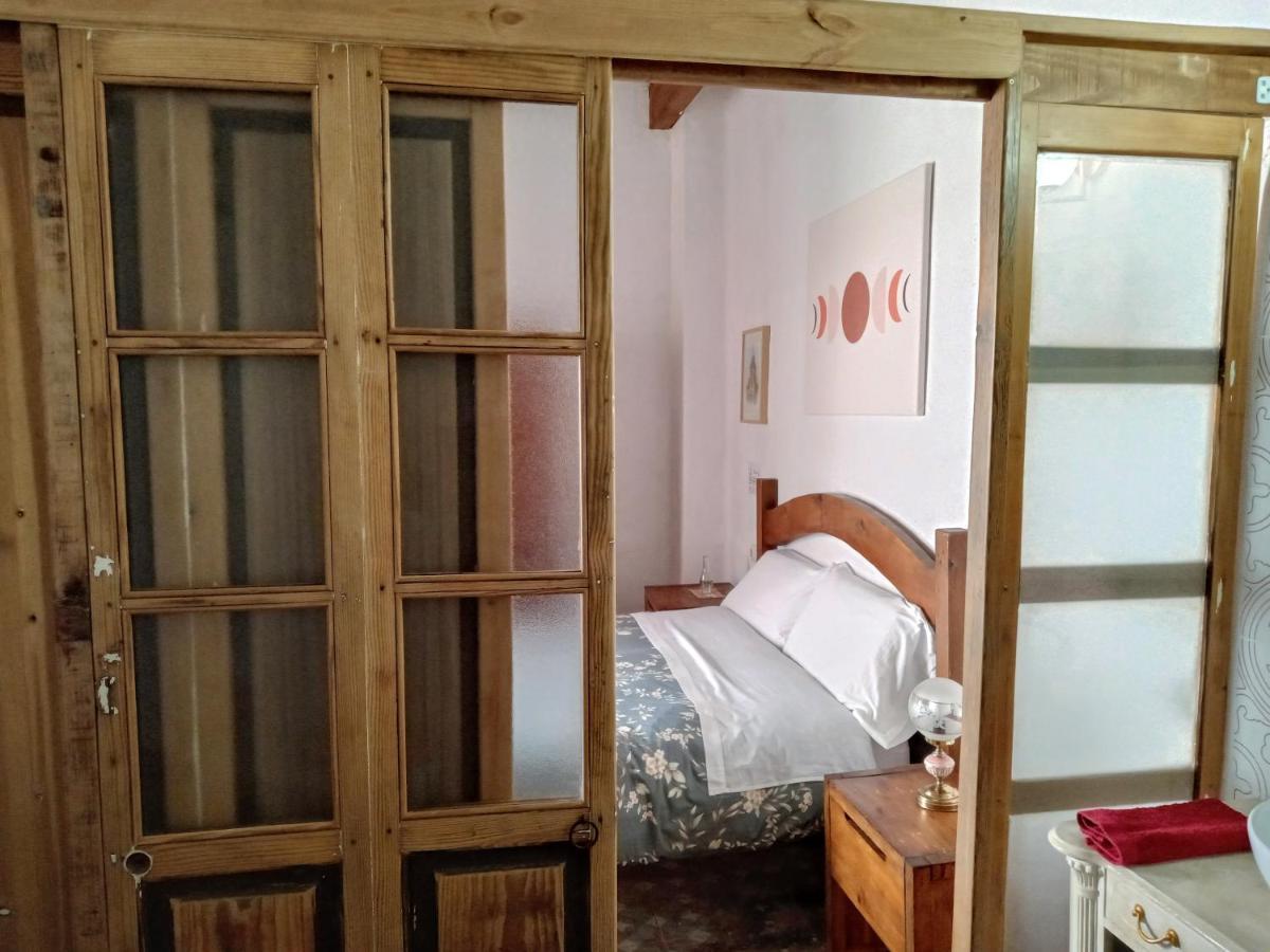 Habitación en casa particular Casa Escondida - Casa De Huéspedes Córdoba