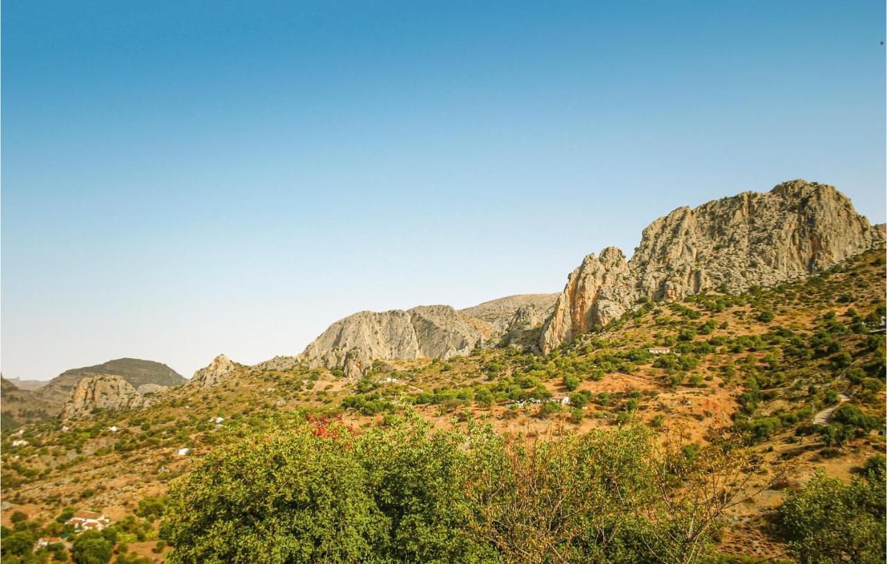 3 Bedroom Stunning In Alora-el Chorro Holiday home *