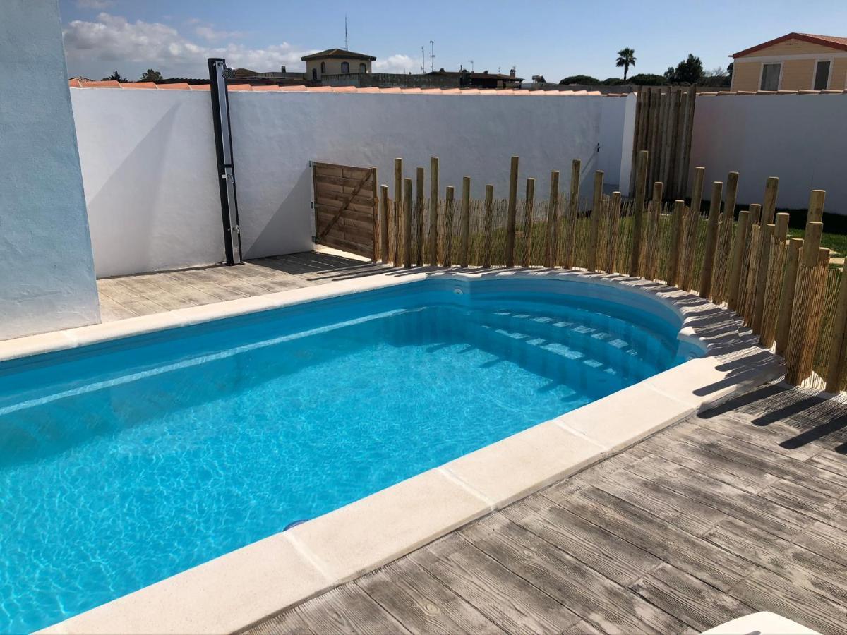 Сasa de vacaciones El Pinar, Muy Cerca Del Mar, Y Con Piscina Privada *
