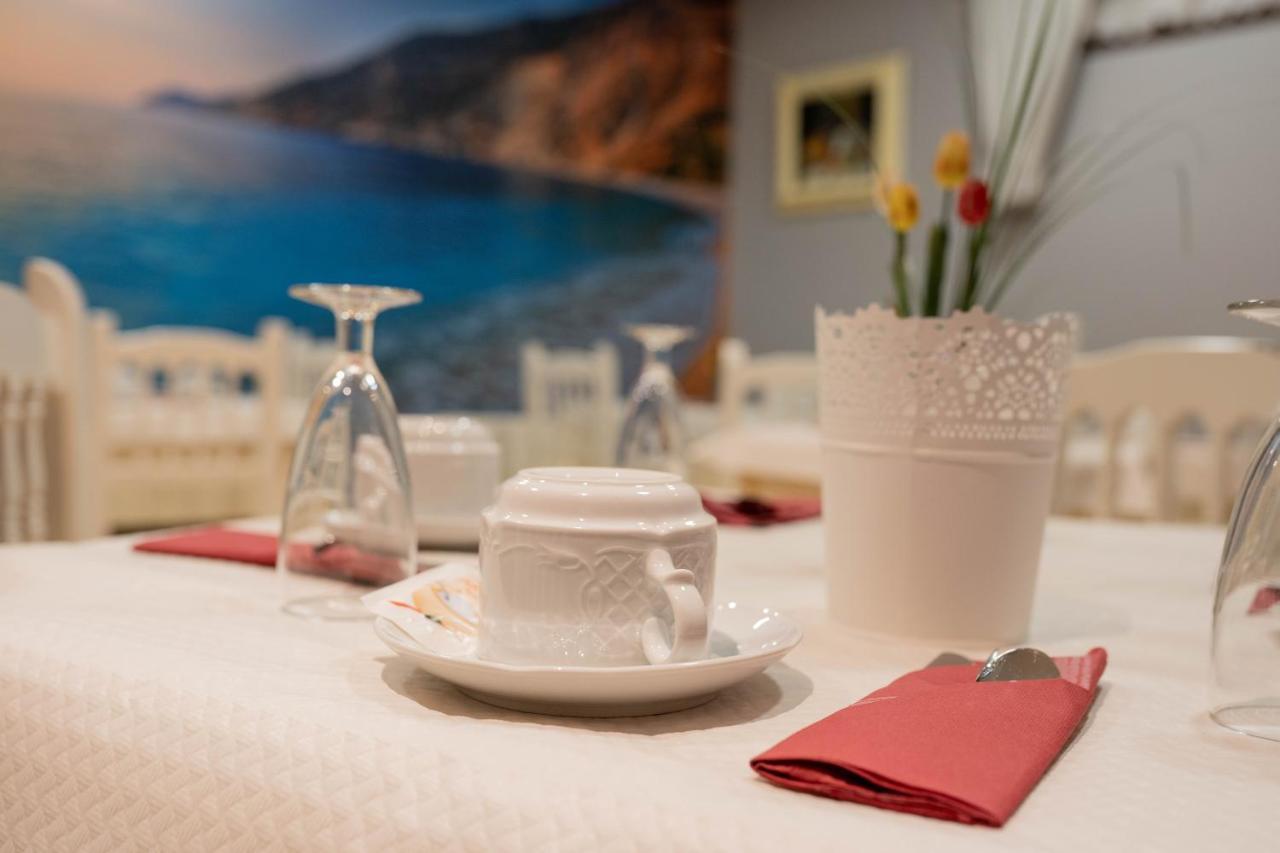 Araceli Inn 3*