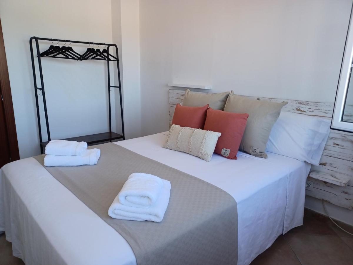 Сasa de vacaciones Piscina De Sal Barbacoa Wifi, Parking Gratis, 3 Min Pga Casa El Roble *