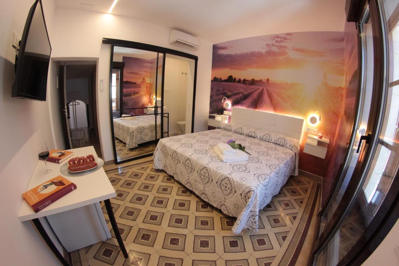 Hostel Fp *