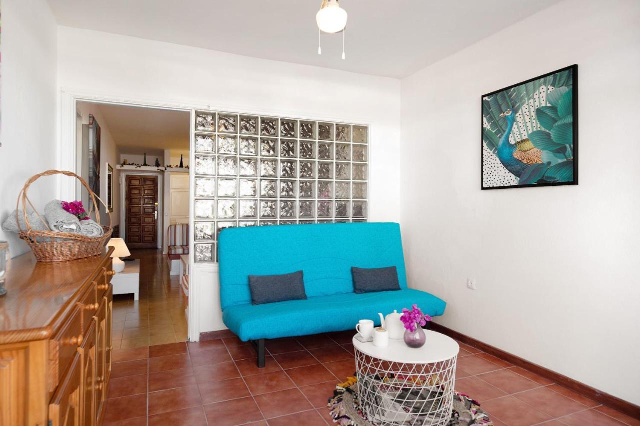 Isla And Ocean With Pool And Wifi Apartamento Costa Teguise