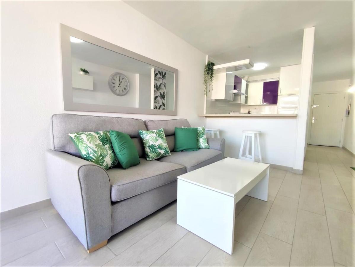 Valdes Center Los Cristianos Apartment