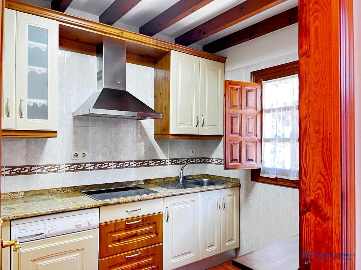 Holiday home Encinas Adosado En Pechon