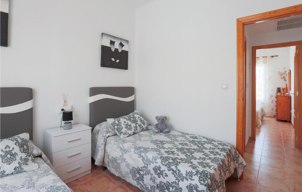 2 Bedroom Lovely In *