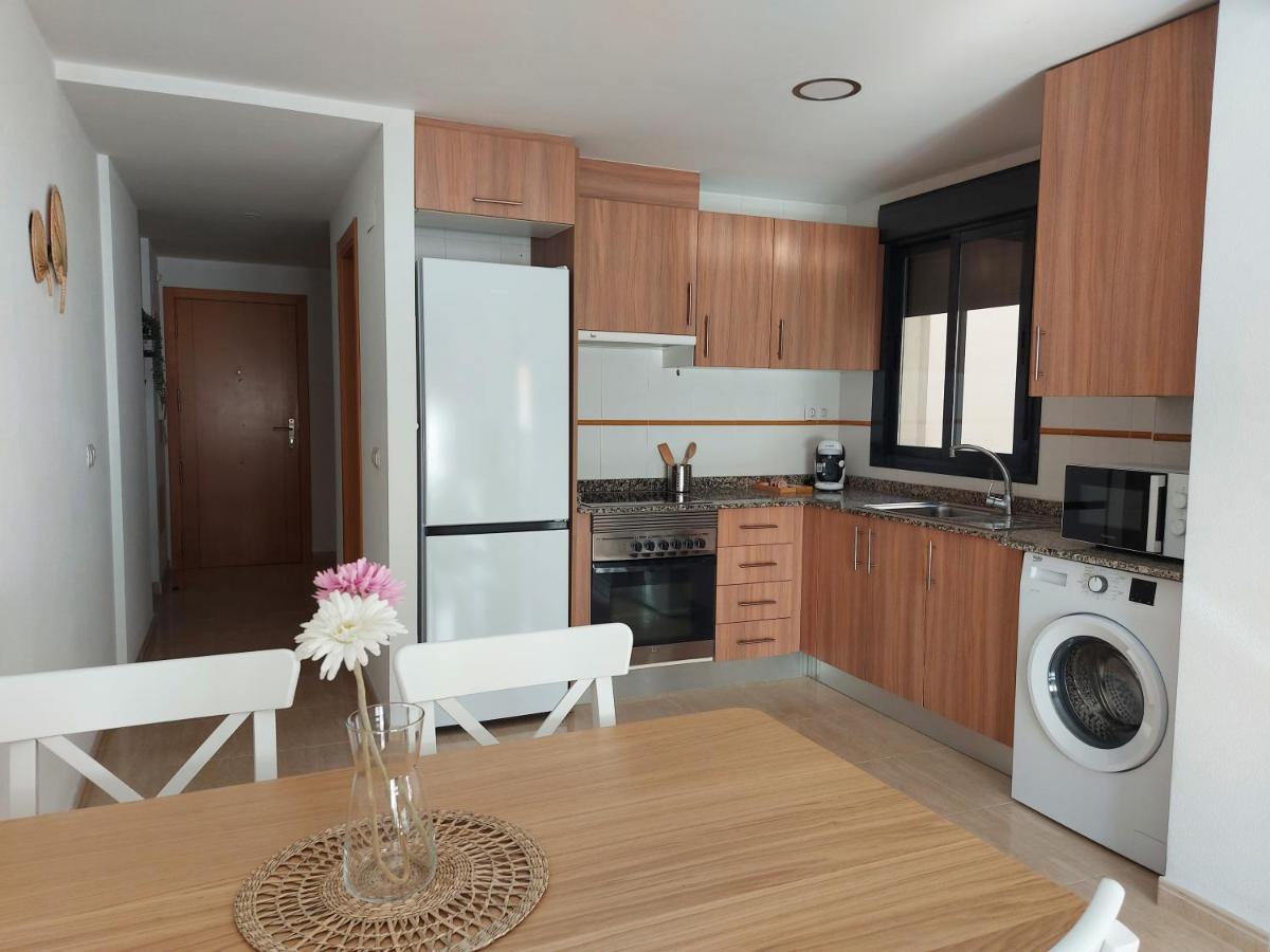 Apartment En Residencial Con Piscina