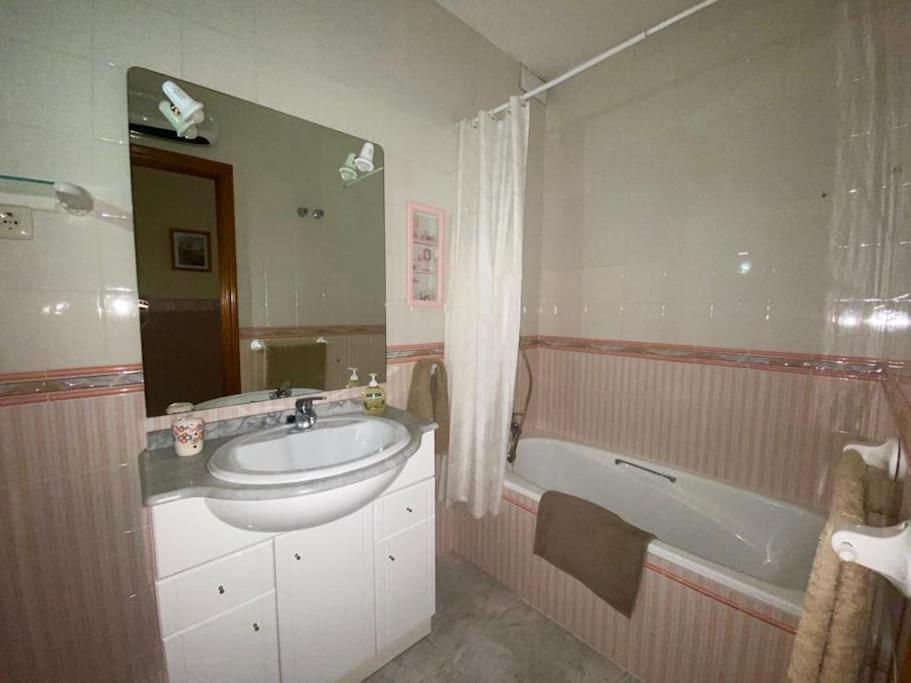 Vivienda Vistas Сasa de vacaciones Poyales Del Hoyo