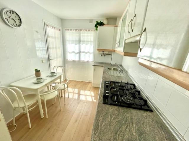 Gatu Premium Poniente, Junto La Playa De Valdelagrana 