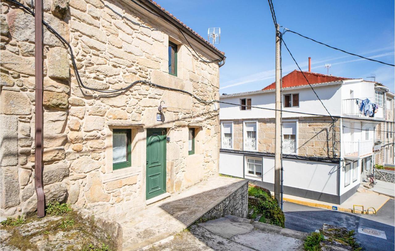 2 Bedroom Amazing In Holiday home Muros