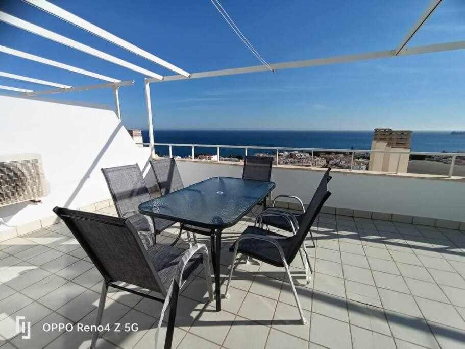 Apartamento El Horizonte Piscinaterraza Y Vistas