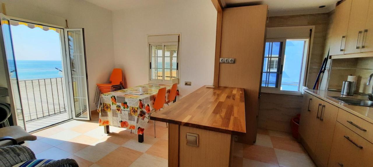 Apartamento Pos, Pesquero En Primera Linea