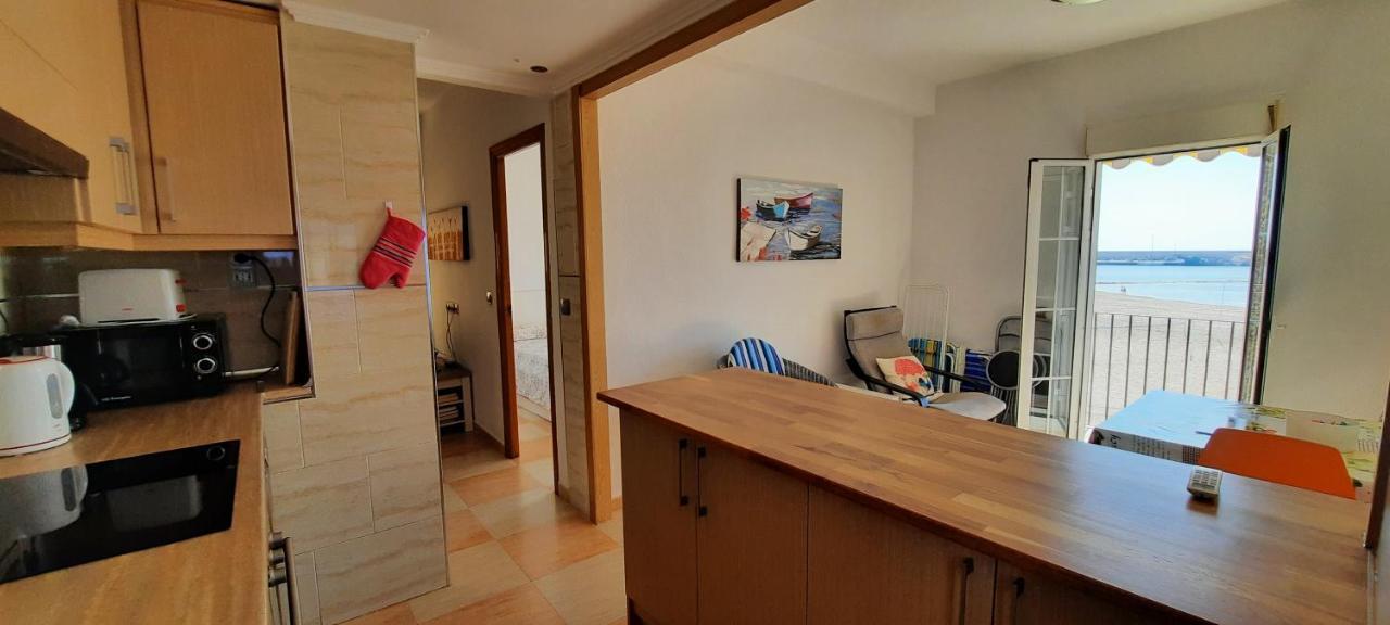 Apartamento Pos, Pesquero En Primera Linea *