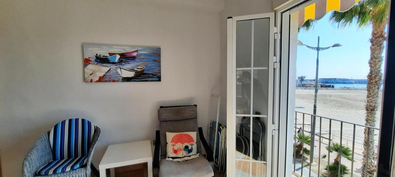 Apartamento Pos, Pesquero En Primera Linea *