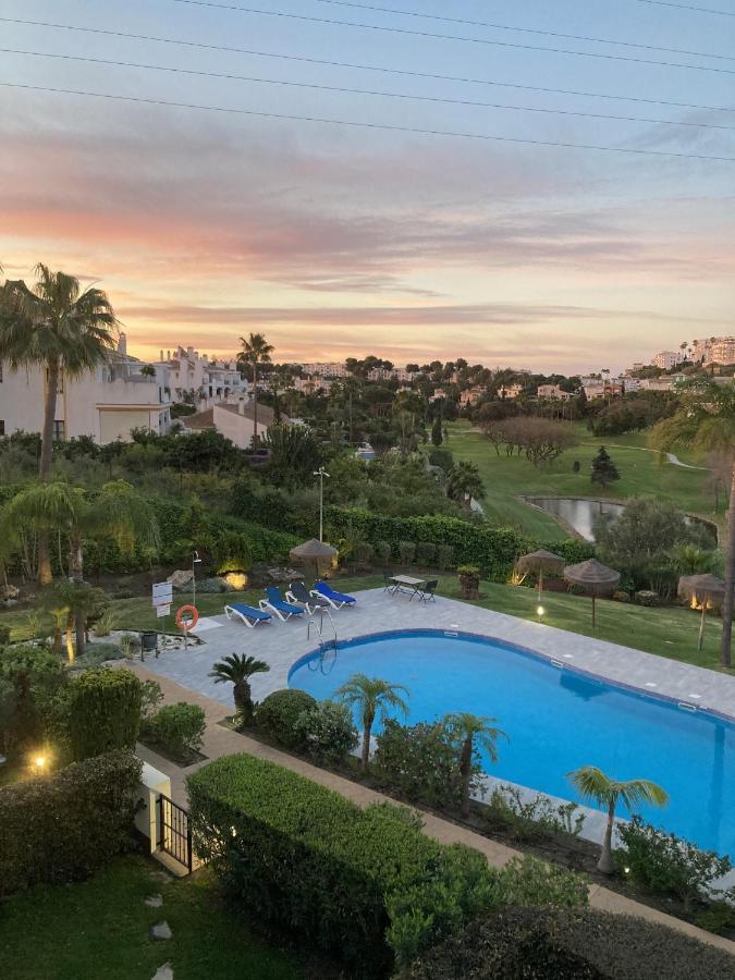 Apartment Stunning Golf View Apt, Miraflores Golf *