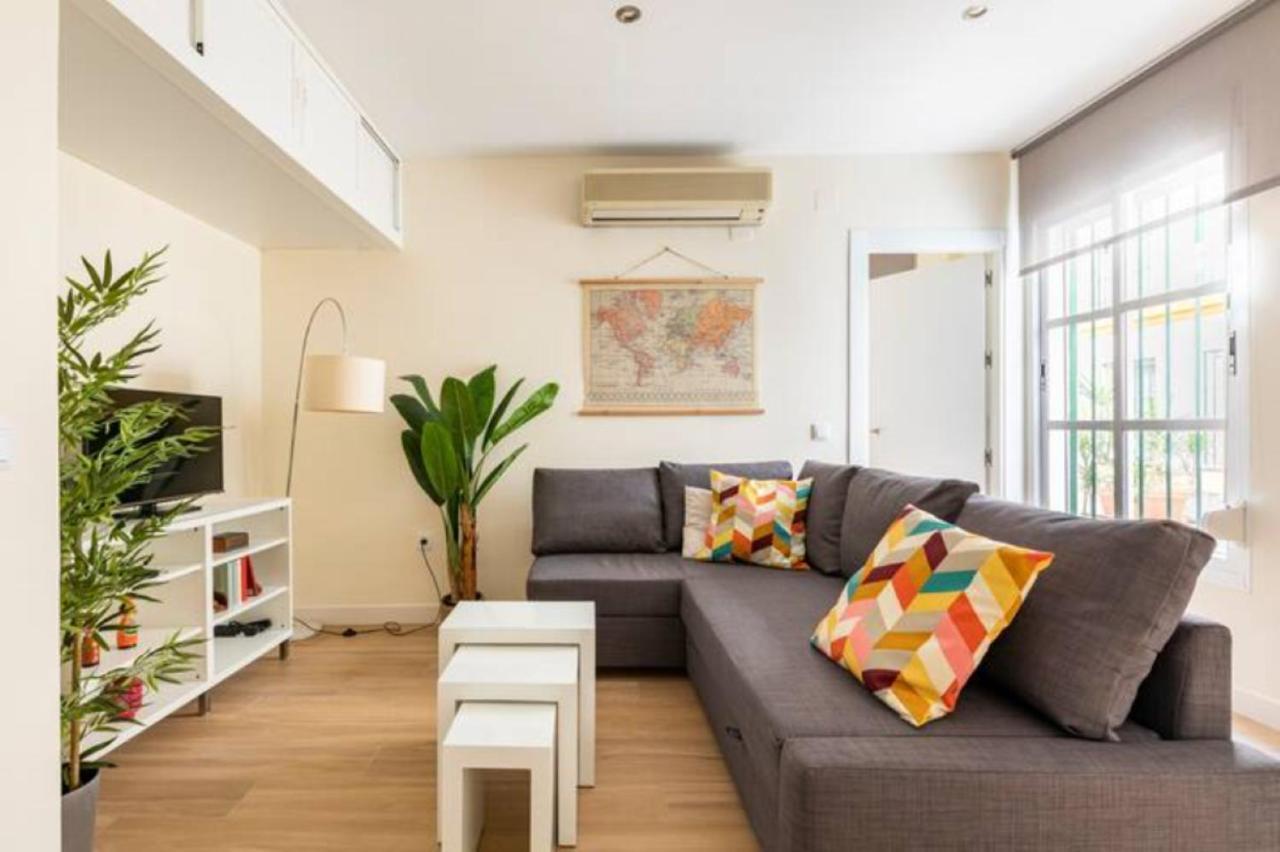 Azahar Metropol Parasol, Medium-sized Parking Gifted For Free Apartamento Sevilla
