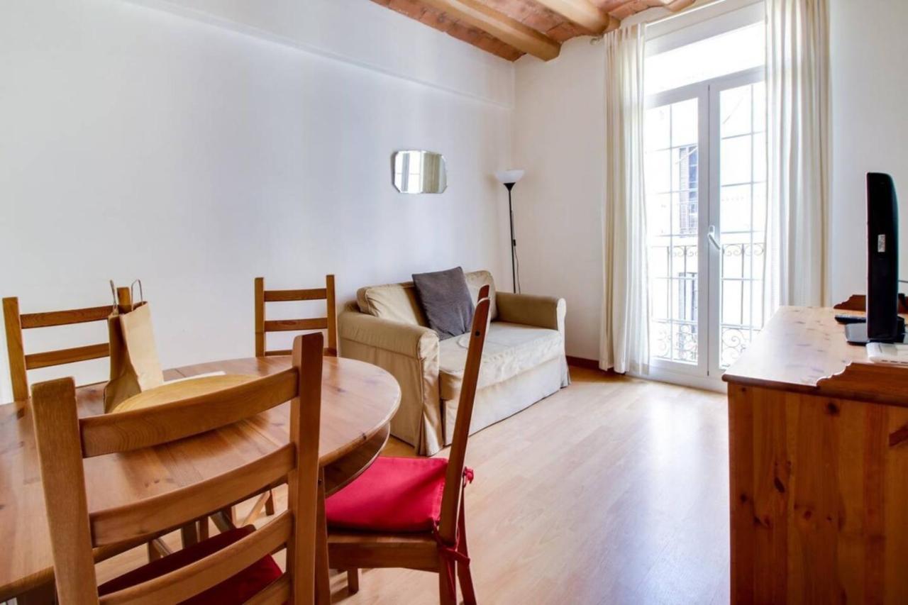 Modern 2 Bedroom In Poble Sec 7 Minutes To Metro Apartment *