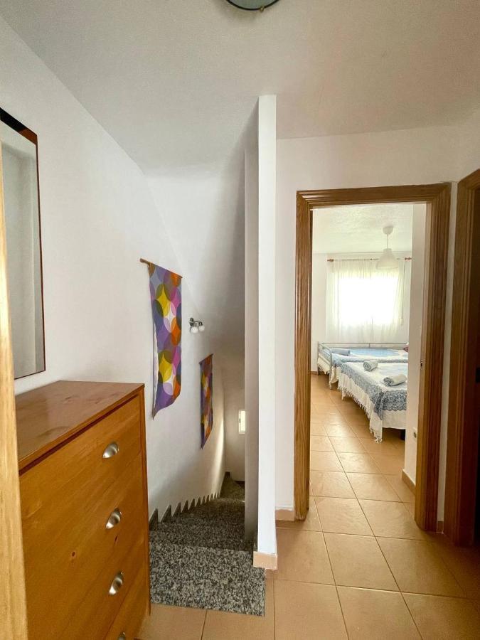 Сasa de vacaciones Family House With Pool *