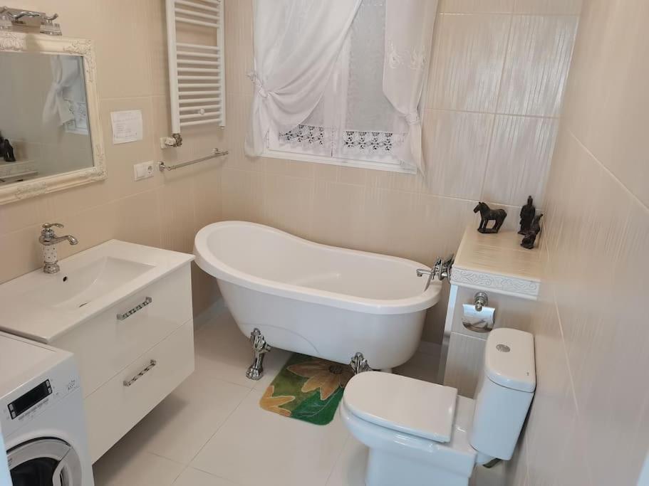 Casa Vacacional Holiday home Bellvei del Penedes