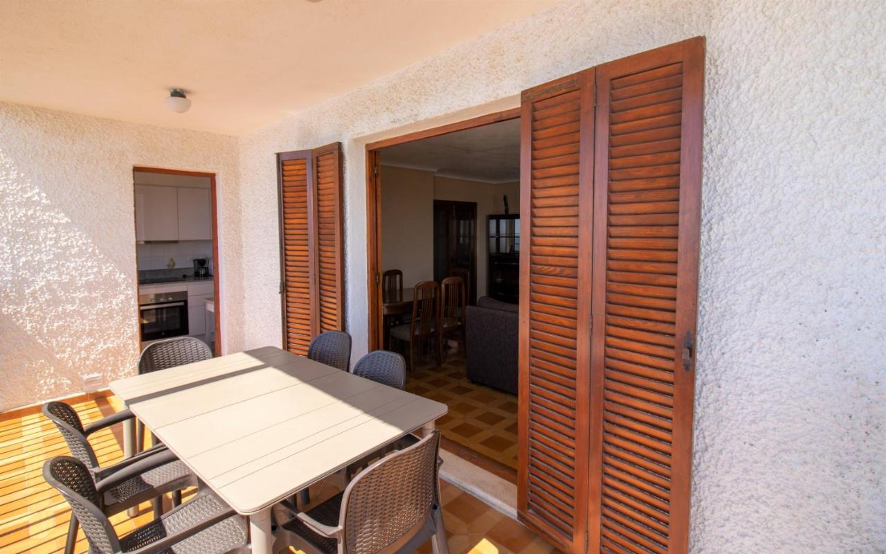 Apartamento Con Vistas Frontales - Primera Linea Playa Cargador - *