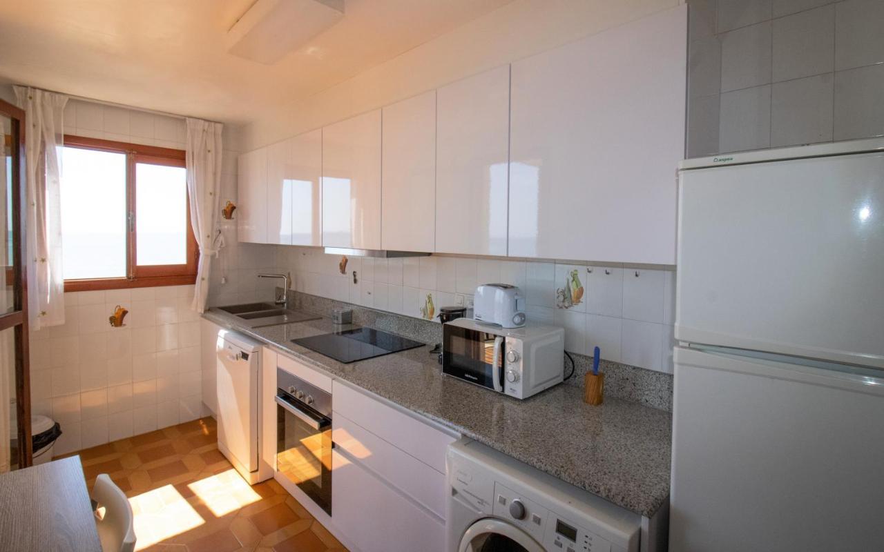 Apartamento Con Vistas Frontales - Primera Linea Playa Cargador - *