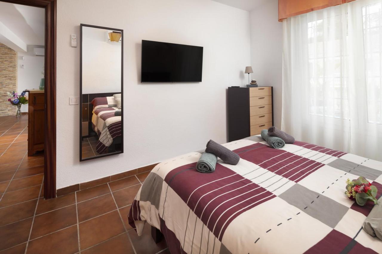 Olivos Heated Pool Apartment