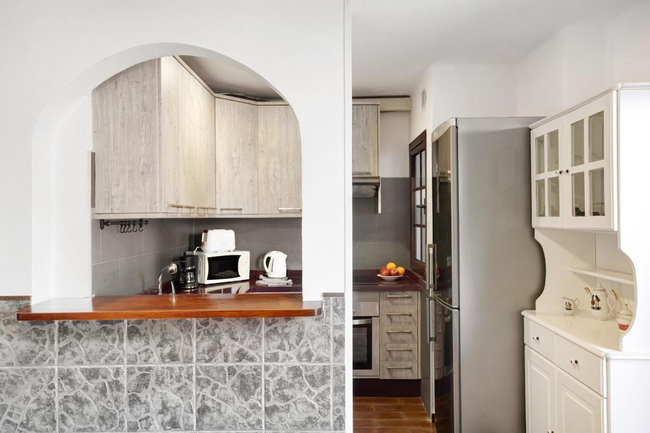 Apartment White Sun