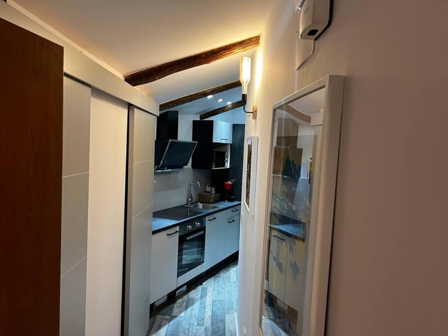 Apartment 2b-precioso En Pleno Centro. A Estreno
