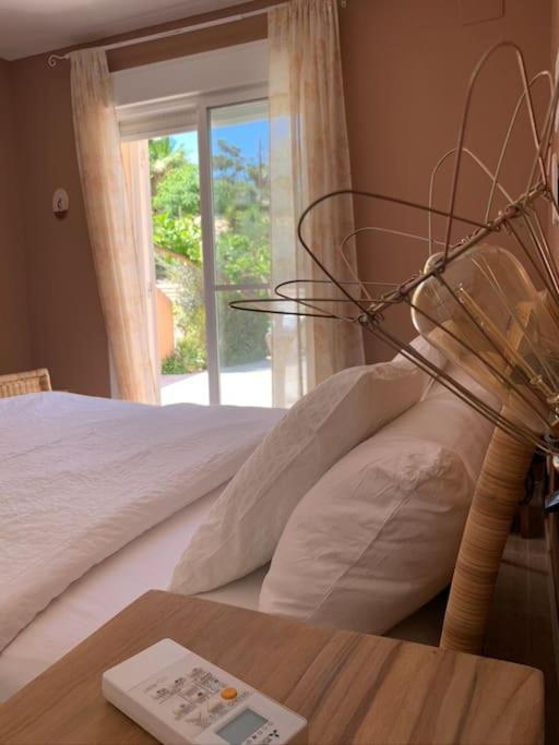 Idyllisches Ferienhaus Mit Gemeinschaftspool & Ruhiger Meerlage Apartamento El Campello