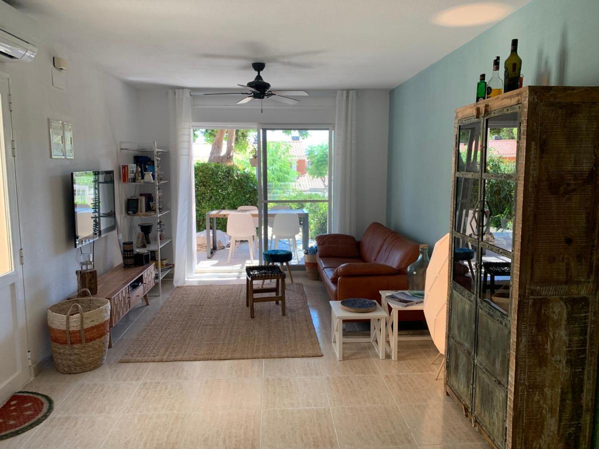 Apartamento Idyllisches Ferienhaus Mit Gemeinschaftspool & Ruhiger Meerlage *
