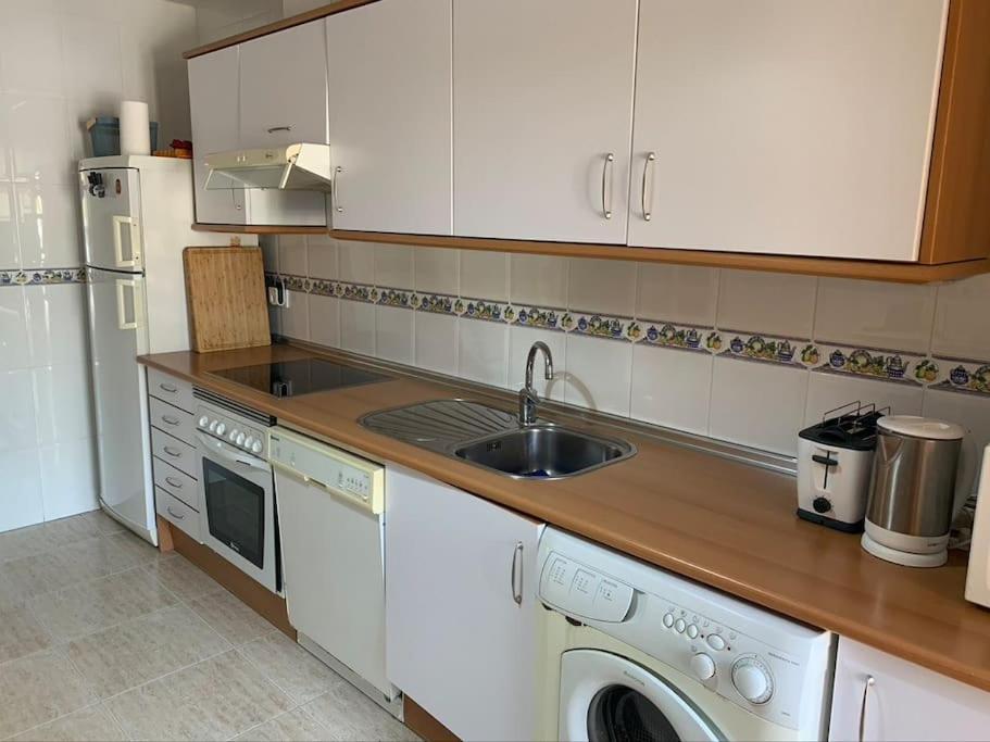 Idyllisches Ferienhaus Mit Gemeinschaftspool & Ruhiger Meerlage El Campello