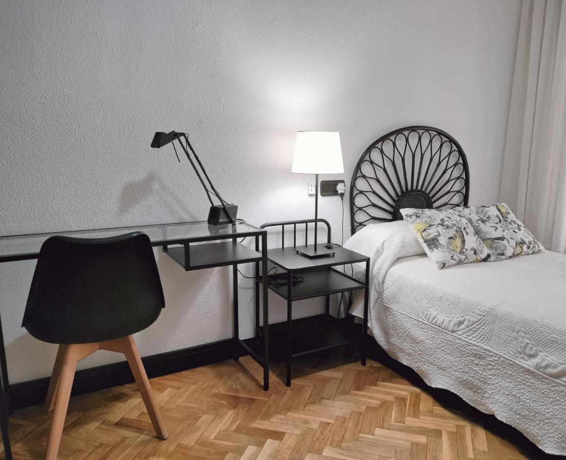 Vivienda Con Parking Incluido - Zona Van Dyck *