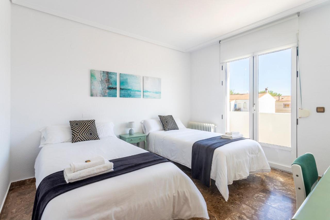 Casa Rosas Homestay Iniesta