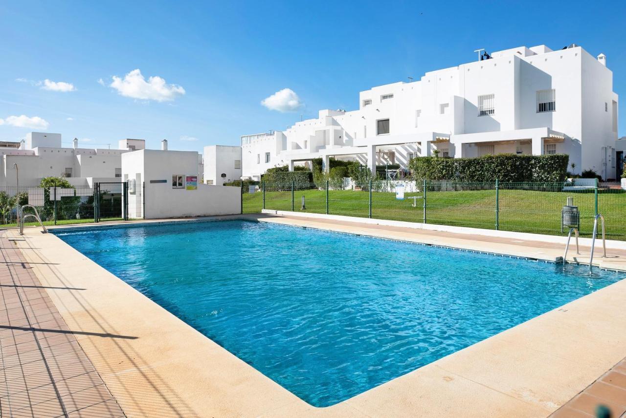 Holiday home Residencial Camino Del Tejar Conil De La Frontera
