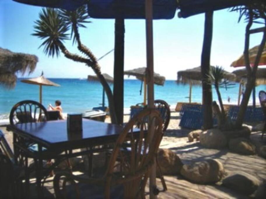 Holiday home House Sleeps 6, Large Pool Walk To *