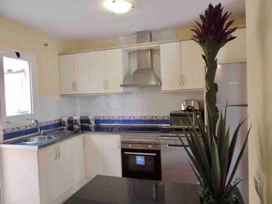 Holiday home House Sleeps 6, Large Pool Walk To Vera