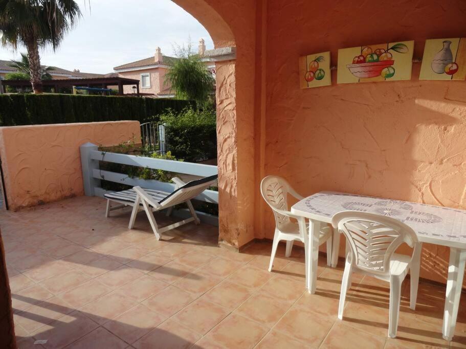 Holiday home House Sleeps 6, Large Pool Walk To