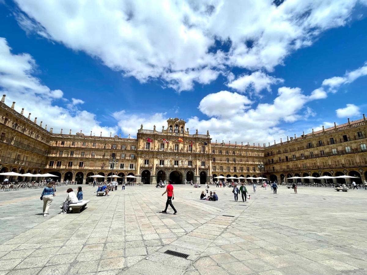 Apartment Reyes De Espana / Free Parking & Wi Fi