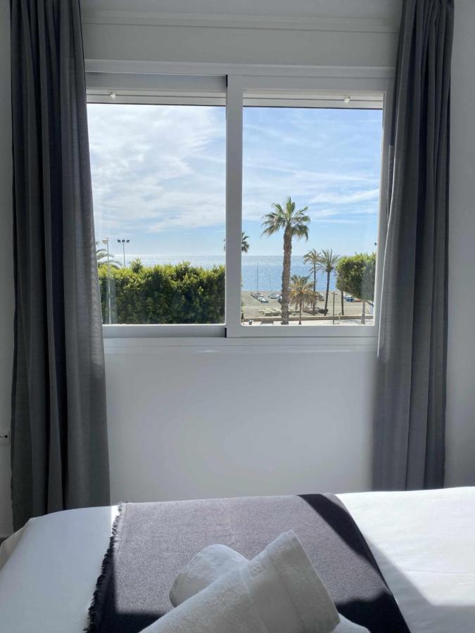 Apartamento 2 Frontal Al Mar 3 *