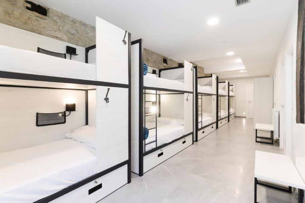 Guest house Logune