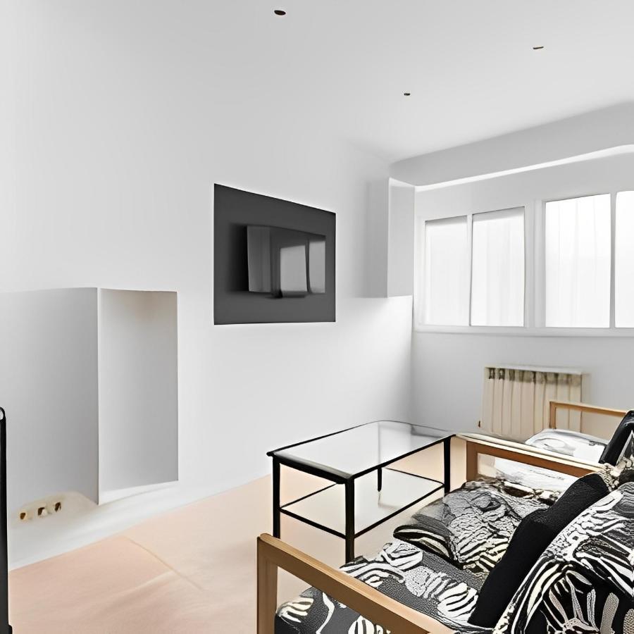 Apartment Centrico Y Aparcamiento Privado 3 *