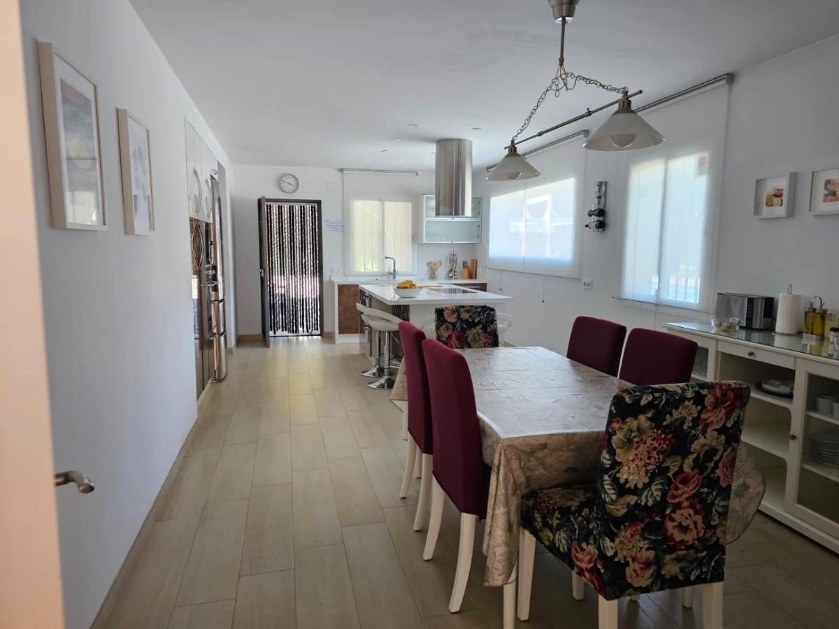 Torrealta, 4000 M2 Villa *