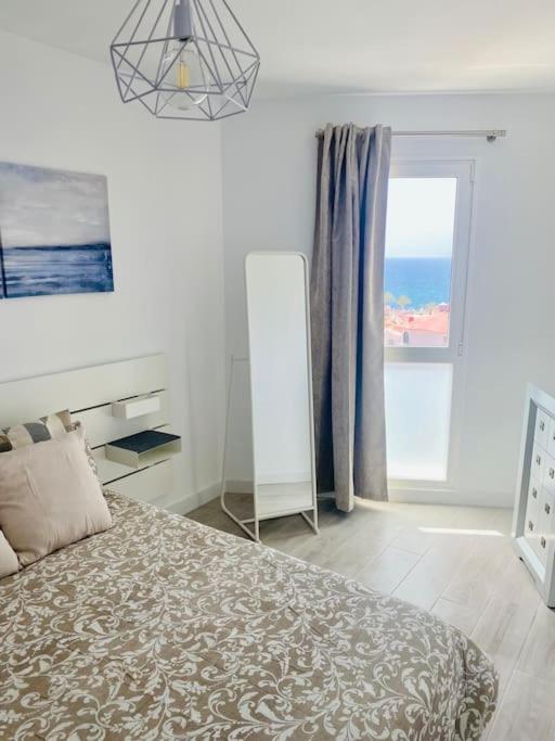Wonderful Sea View Yomeli Apartment