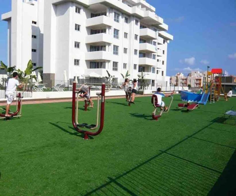 Acogedor Apartamento Con Piscina Águilas