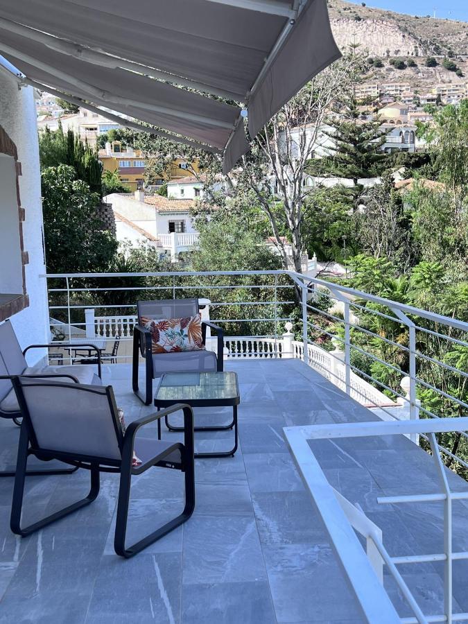 Villa Dream With Heated Swimming Pool, Jacuzzi, Waterfall, Heating Is Extra Benalmadena